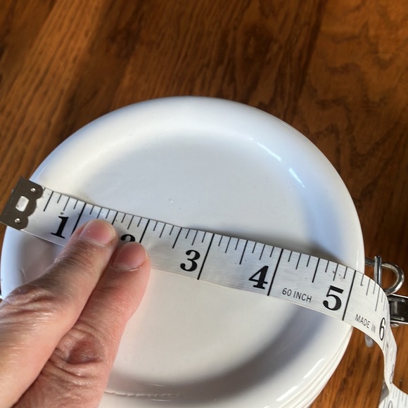 OGGI WHITE BLACK & SILVER AIRTIGHT CANISTERS IN GOOD USED CONDITION - Picture 7 of 12